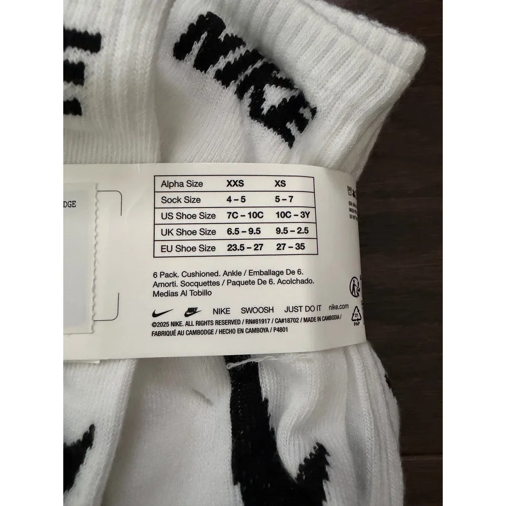 Nike Kids 6 Pack Everyday Cushioned Ankle Socks White Black BN0508-F00 10C-3Y